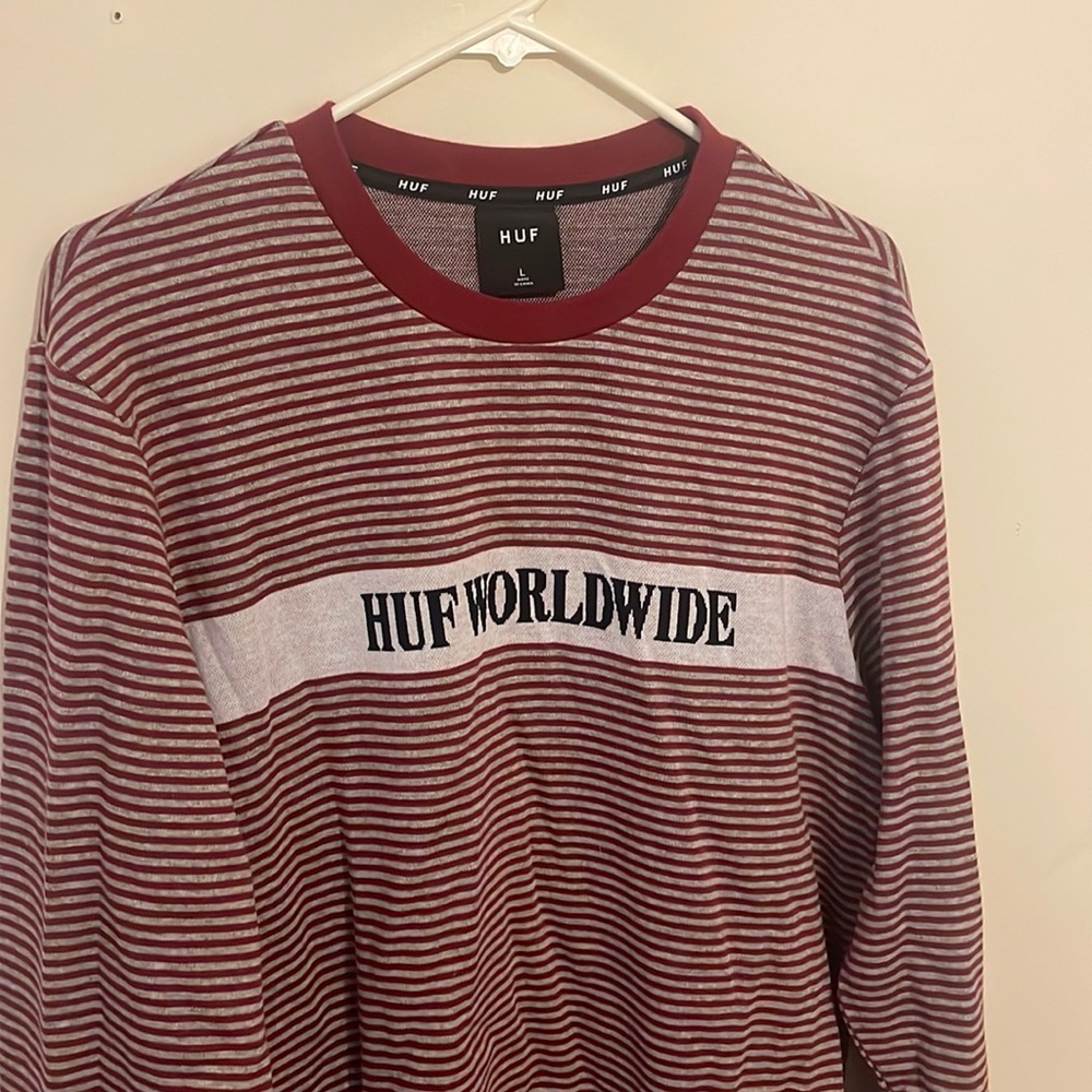 HUF Worldwide sweater